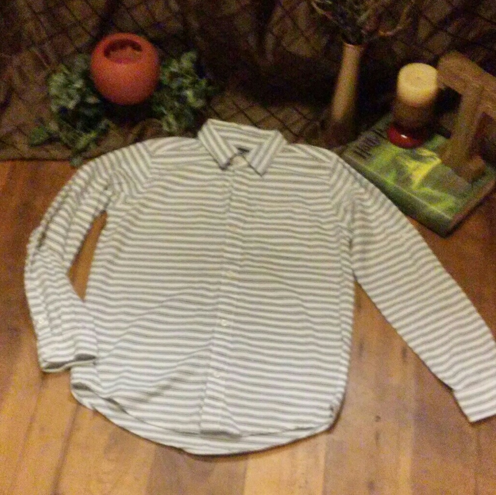 💜Children's Place Button Up